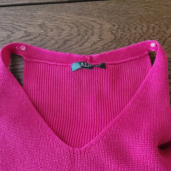 Lauren Ralph Lauren 100% Cable-Knit Sleeveless Pink Sweater. Size: SP - Picture 7 of 9